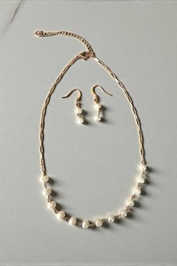 FRESHWATER PEARL STATIONED NECKLACE AND DOUBLE PEARL DROP EA